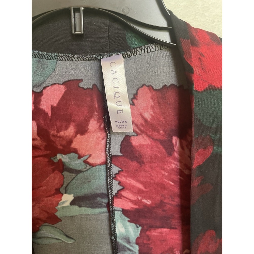 Cacique Robe Tie Waist Black & Red Floral Ladies Size 22/24 Kimono Sleeves - Picture 2 of 3